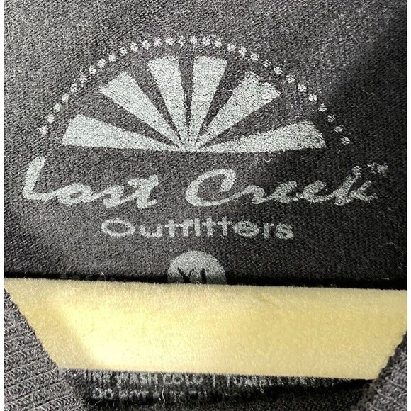 Lost Creek Outfitters T-shirt. If I can’t bring my dog I’m not coming” Sz XL - Picture 3 of 3